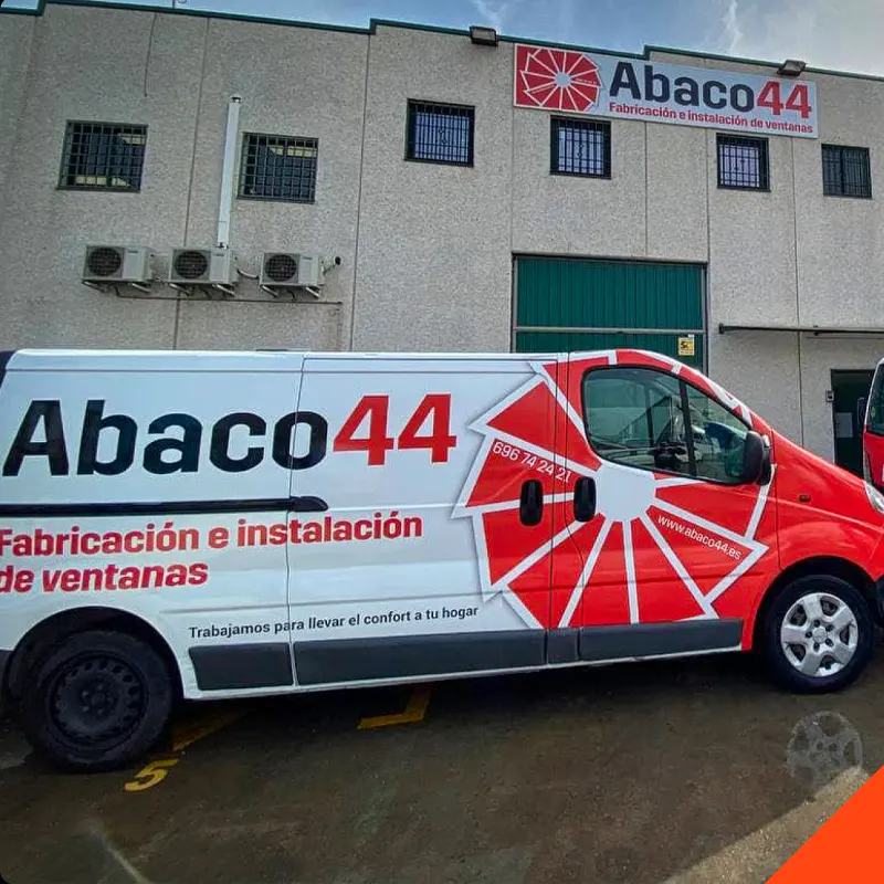 Sobre Abaco44: ventanas y complementos en Madrid